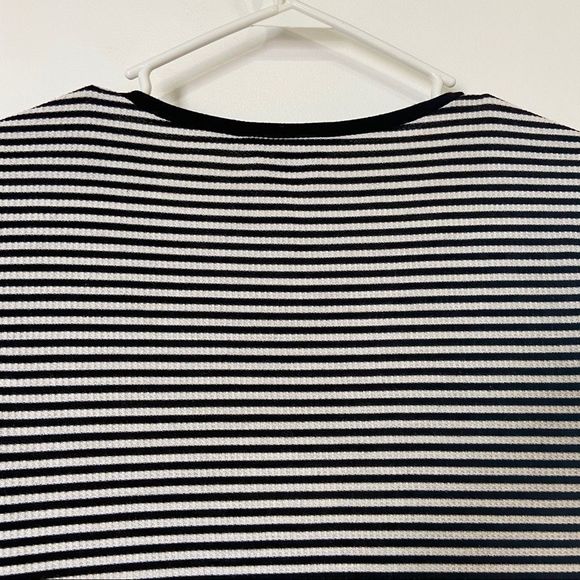 Jones New York Black and White Sleeveless Top - Picture 9 of 10